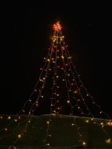 Christmas tree lights red
